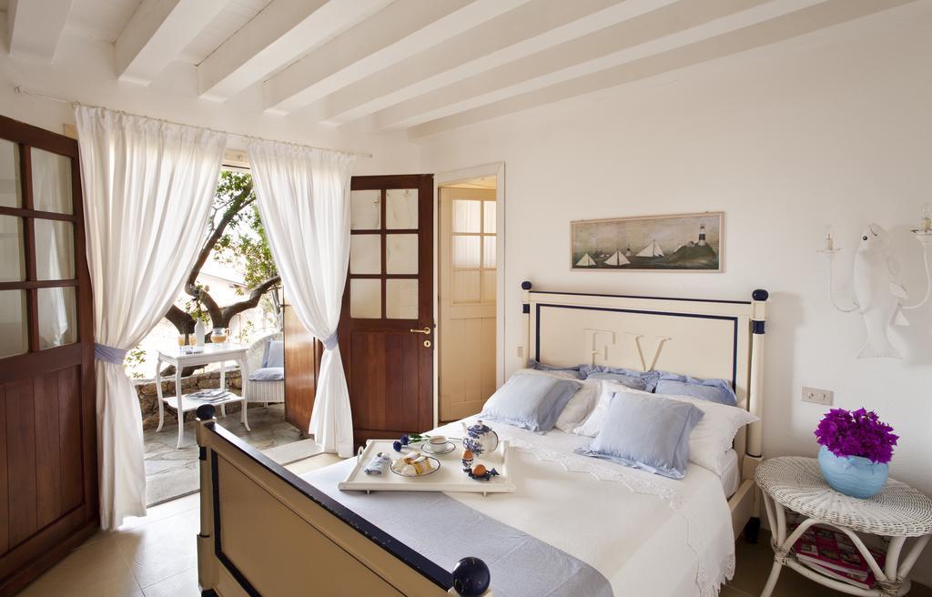 Villa Dei Tramonti Porto Rotondo Szoba fotó